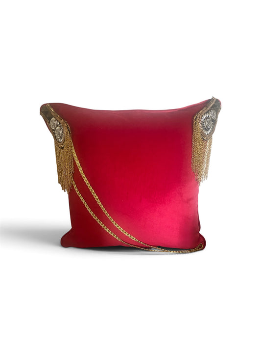 Queens cushion